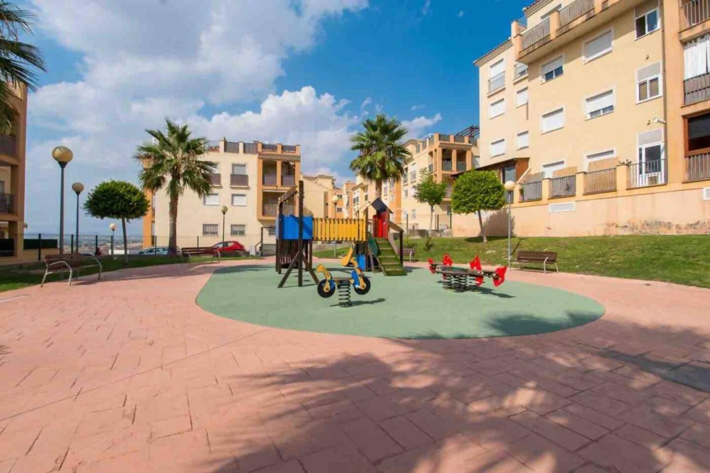 Bonito apartamento en precioso residencial Murcia Luaran gambar